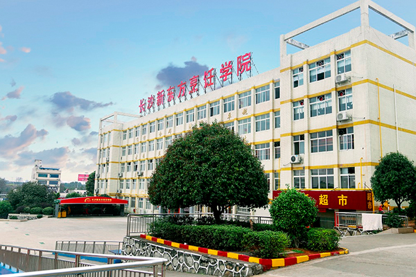 �W�N�����Ă��WУ��