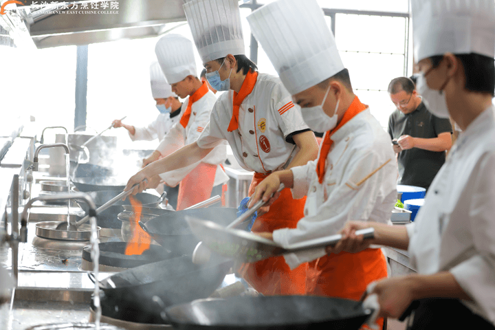 辣可可-長沙新東方專場招聘會