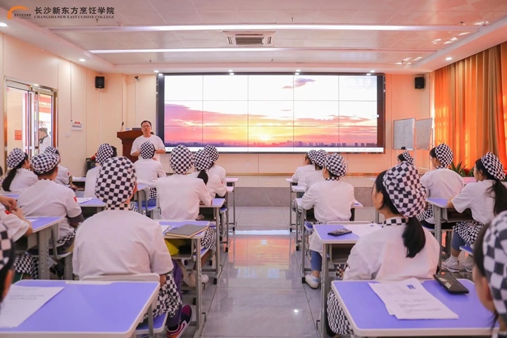 西點企業(yè)走進長沙新東方,學子輕松就業(yè)