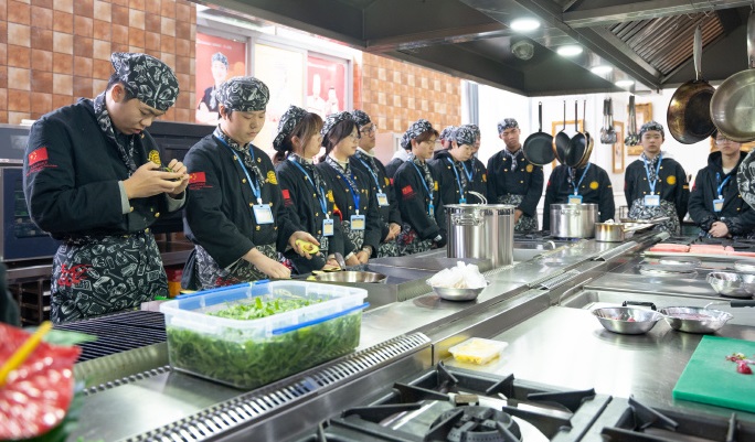 學(xué)費(fèi)上調(diào)