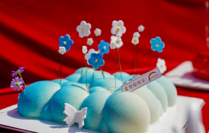 �L(zh��ng)ɳ���c(di��n)�W(xu��)У