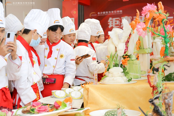 �Lɳ�W(xu��)�N��ȥ�����