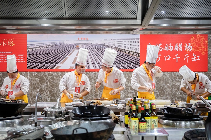 初中畢業(yè)學(xué)廚師