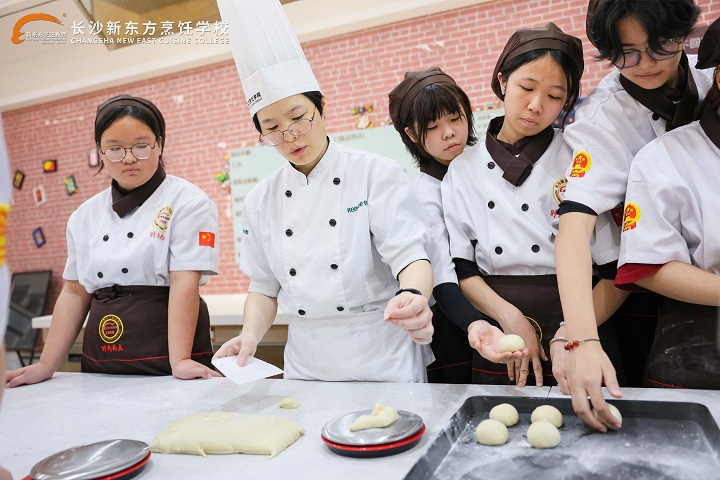 名師進(jìn)校園
