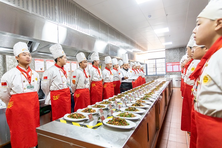 長沙新東方學(xué)子的一天