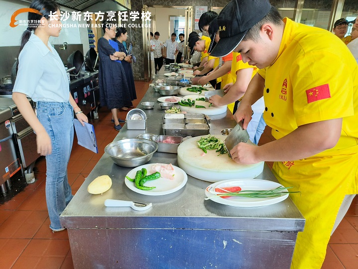 模擬招聘會(huì)