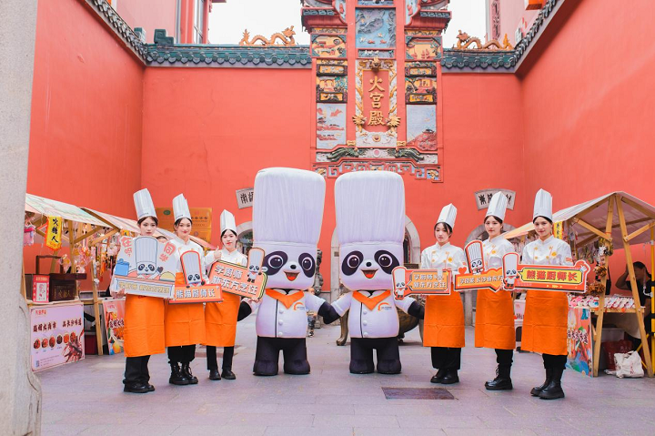 ��؈�N���L