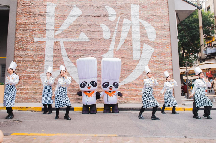 ��؈�N���L