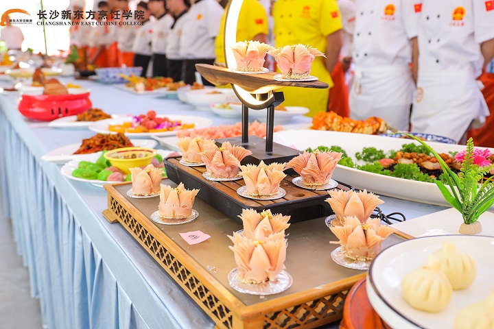 學(xué)校不滿意