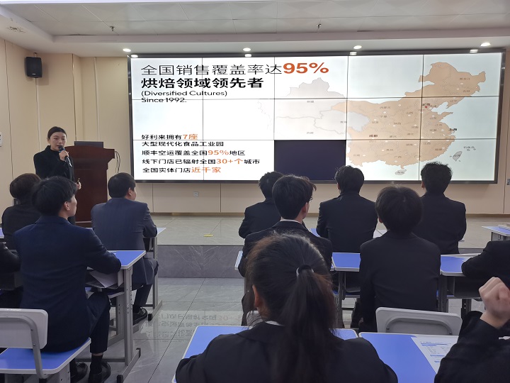 長沙新東方校企合作招聘會