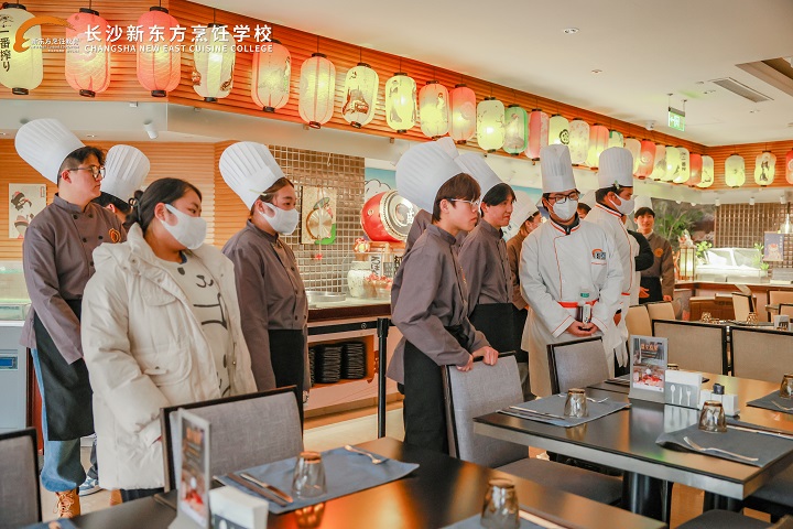 長沙新東方西點(diǎn)專業(yè)學(xué)子走進(jìn)長沙運(yùn)達(dá)喜來登酒店