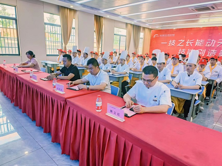 長沙新東方七號湘校企定向班開班