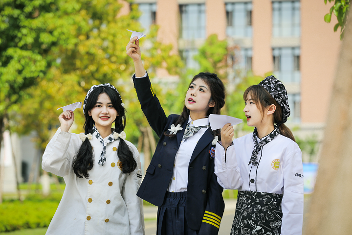 �������xУ��ʲô��(y��u)��