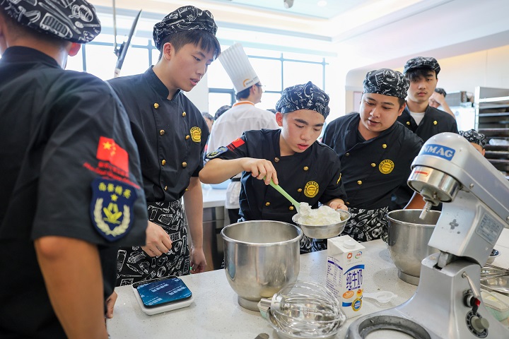 ��ʽ���c(di��n)��