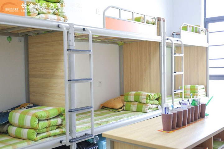 �Lɳ�|����W(xu��)У����h(hu��n)�����ЈD������