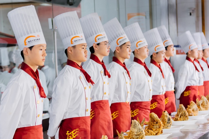 2025年學(xué)什么技術(shù)好賺錢又有前途?