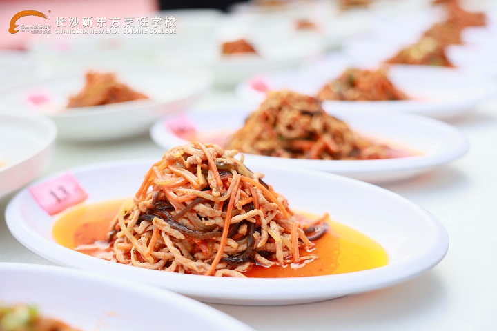 湖南學(xué)中餐廚師去哪里